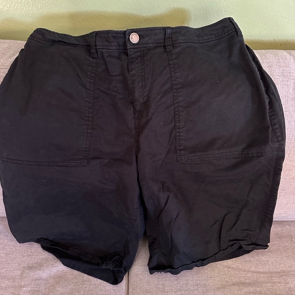 Lane Bryant Pants - Lane Bryant Black Cotton Bermuda Shorts
